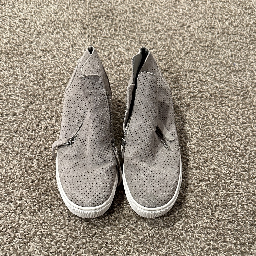 Steve Madden Gray Perforated Women's Sneakers
